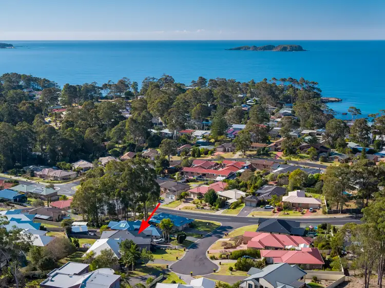 6 COX PLACE, Sunshine Bay NSW 2536