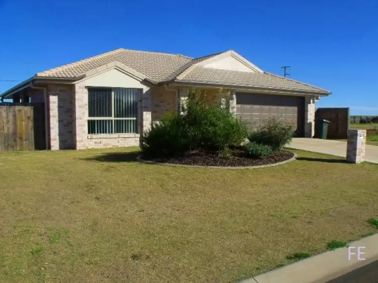 25 Parkside Drive, Kingaroy QLD 4610