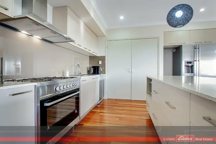 4 TOWER HILL COURT, Kalimna VIC 3909