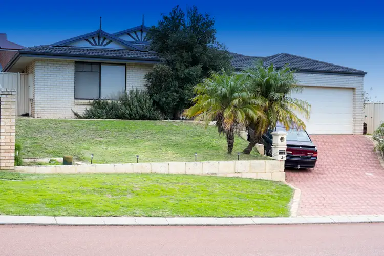 2 Capstone Rise, Coogee WA 6166