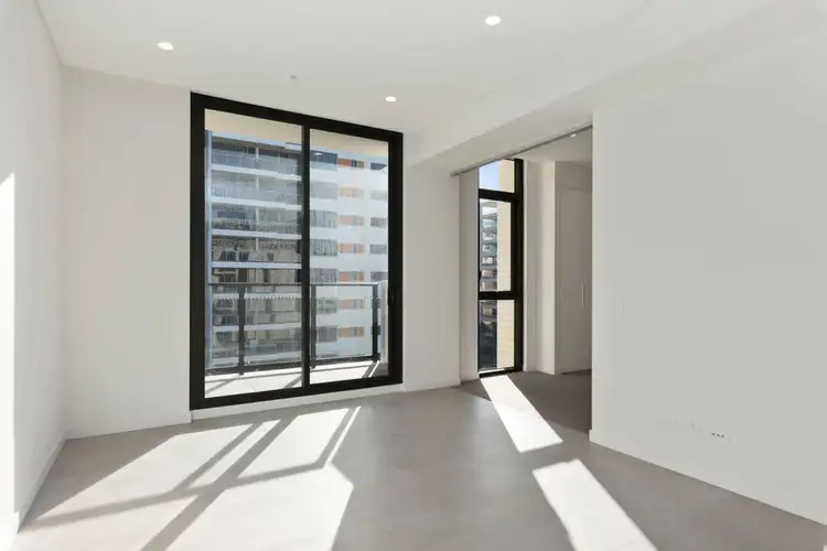 2509/17 Lachlan Street