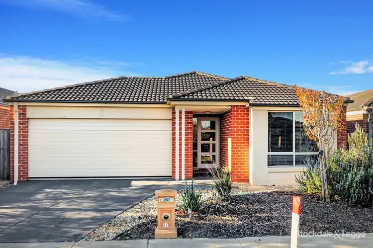 17 Casino Parade, Point Cook VIC 3030