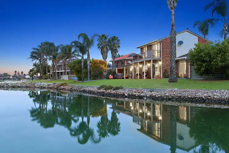 22/1 Canberra Street, Patterson Lakes VIC 3197
