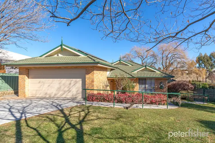 36 Goldfinch Way, Orange NSW 2800