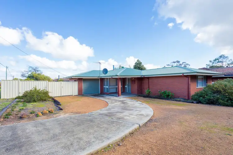 49 Elouera Street, Collie WA 6225