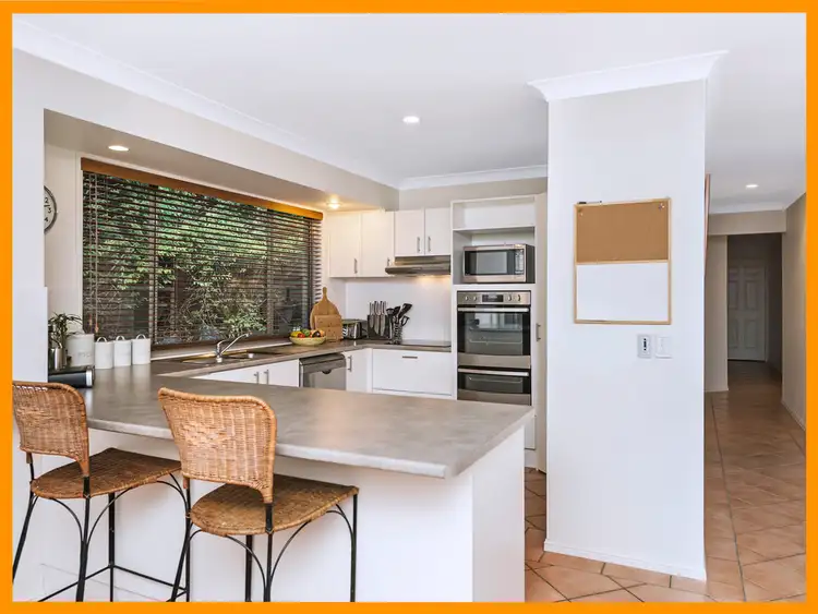 Sixth view of Homely house listing, 8 Hillgrove Court, Oxenford QLD 4210
