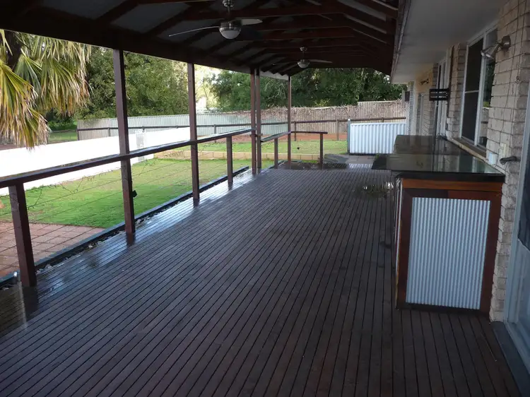27 Fraser Street, York WA 6302