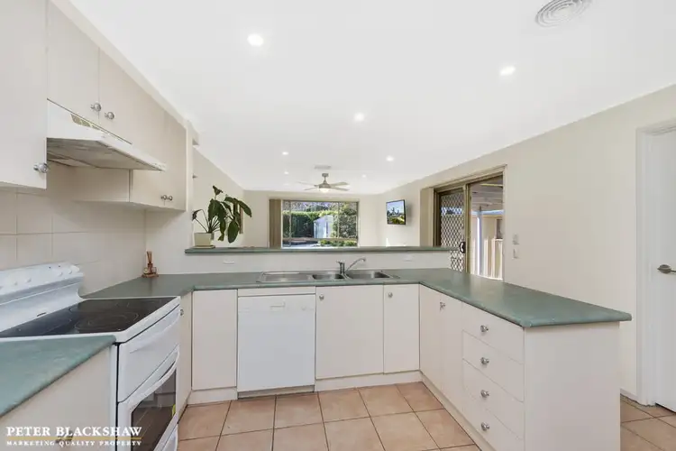 Fifth view of Homely house listing, 2 Newbigin Place, Monash ACT 2904