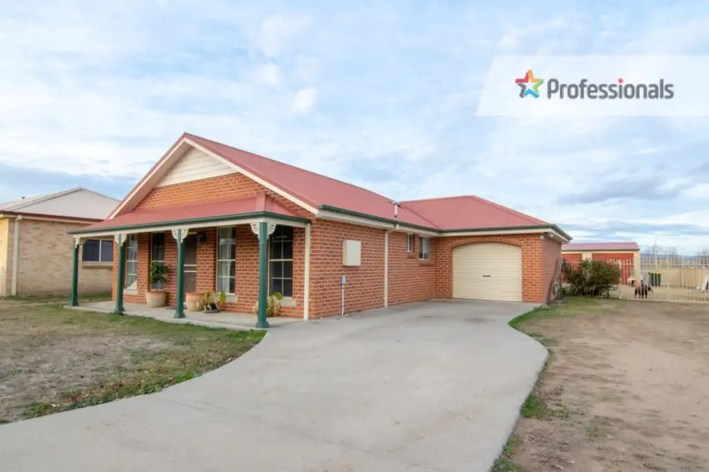 Main view of Homely house listing, 18 Hamilton Street, Eglinton NSW 2795
