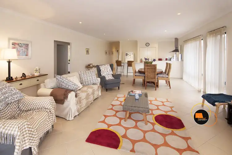 2 Barwon Lane, Dunsborough WA 6281