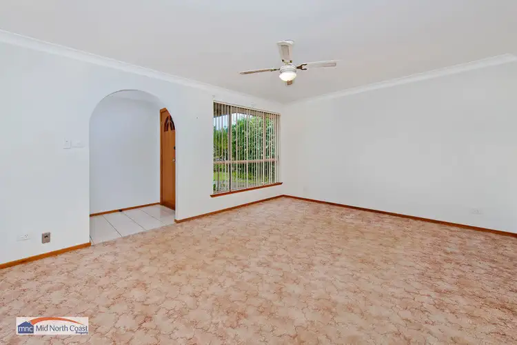 Third view of Homely house listing, 4 Lakeview Road, Lake Cathie NSW 2445