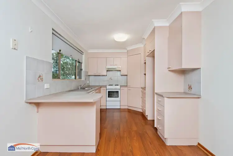 Fourth view of Homely house listing, 4 Lakeview Road, Lake Cathie NSW 2445