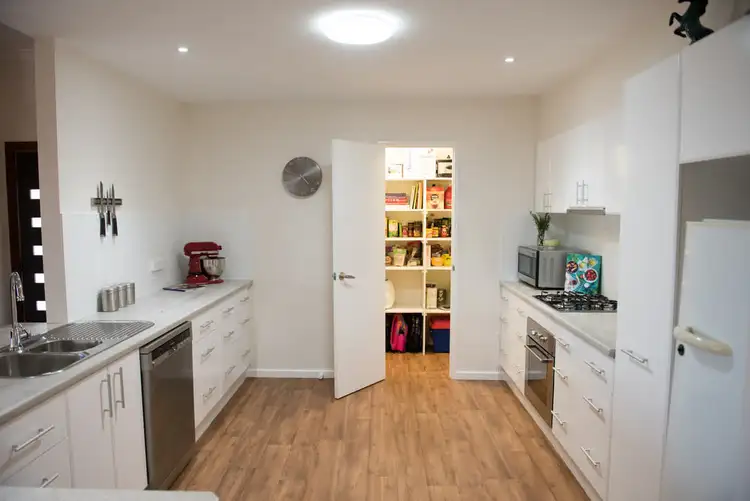 Second view of Homely house listing, 31 Grant Street, Dalwallinu WA 6609