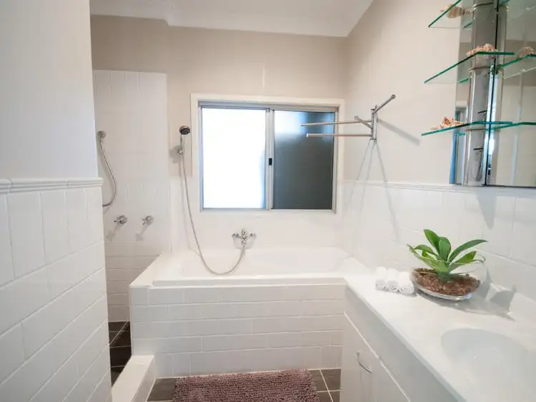 Seventh view of Homely house listing, 31 Grant Street, Dalwallinu WA 6609