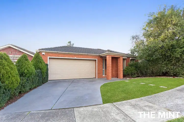1/4 Clement Court, Mill Park VIC 3082