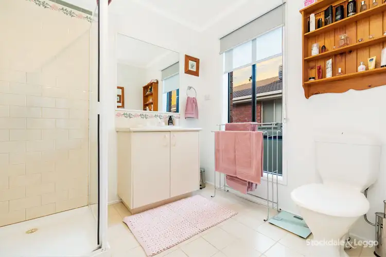 Fourth view of Homely house listing, 8 Skuse Court, Greenvale VIC 3059