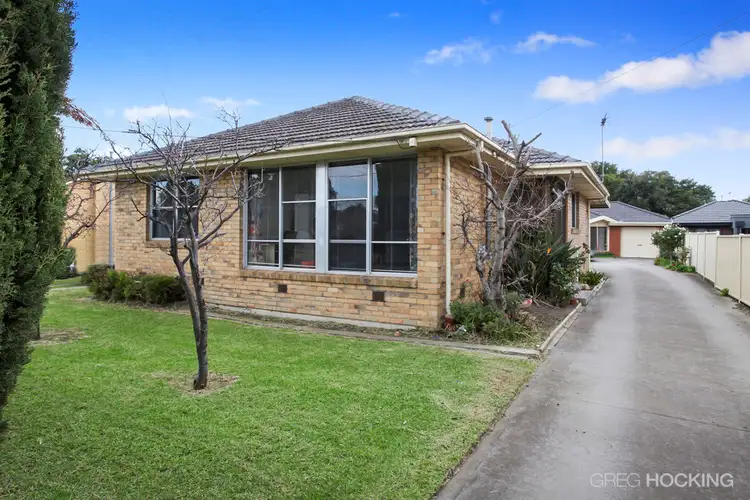 1/5 Bradley Street, Newport VIC 3015