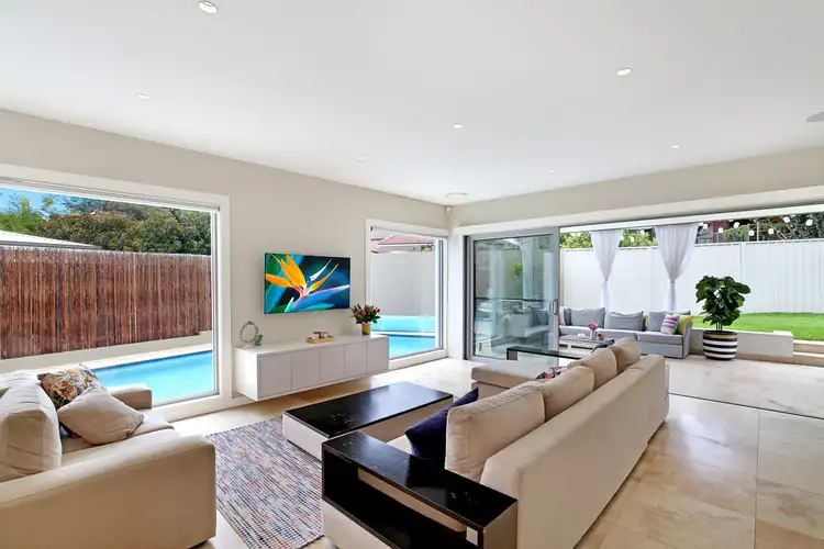 12 Kerr Crescent, Pagewood NSW 2035