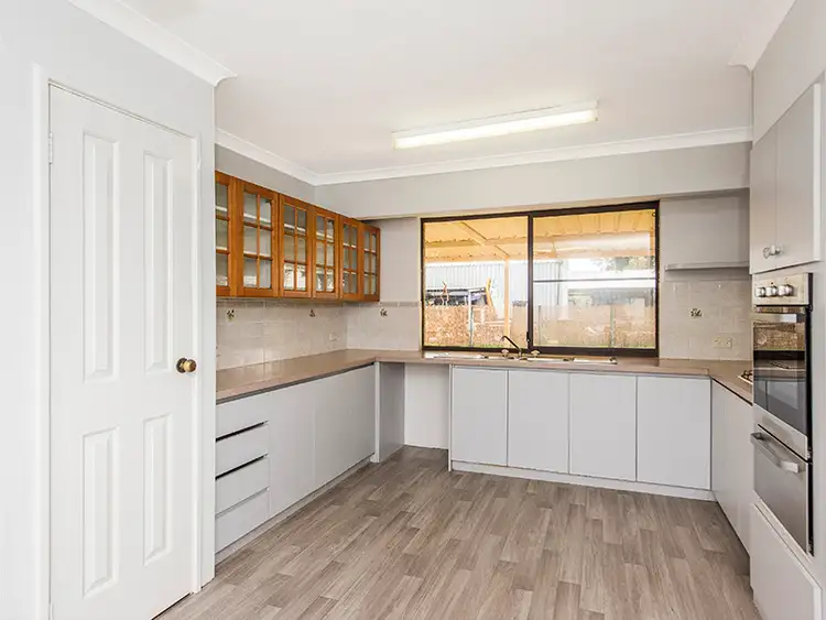 Third view of Homely house listing, 6 Blue Wren Close, Serpentine WA 6125