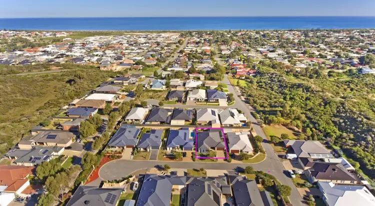 4 Harlequin Close, Golden Bay WA 6174