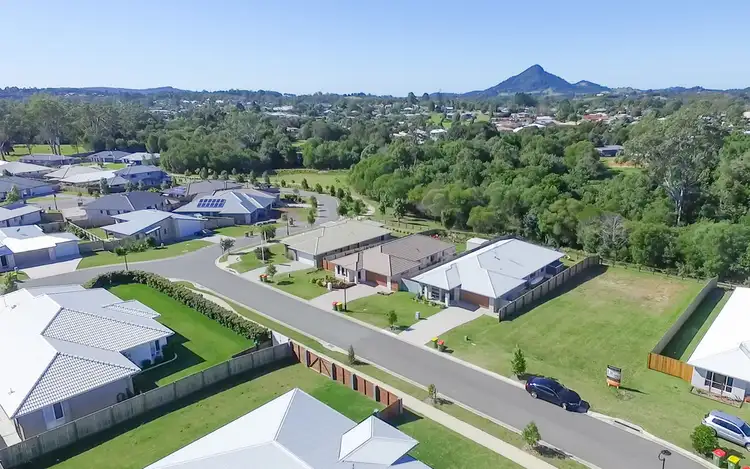 44 Straker Drive, Cooroy QLD 4563