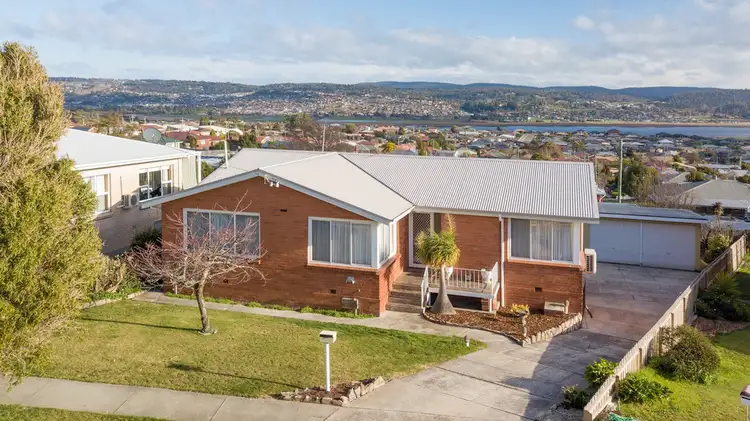 13 Swan Street, Newnham TAS 7248