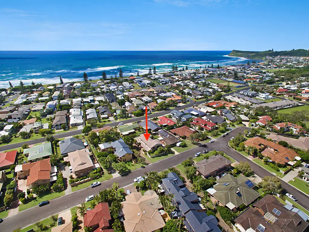 Main view of Homely townhouse listing, 2/14 Barrett Drive, Lennox Head NSW 2478