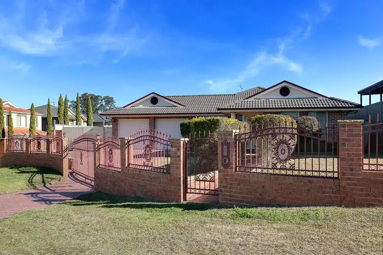 11 Rockton Close, Prestons NSW 2170