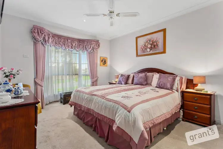 Seventh view of Homely house listing, 5 Cobblestone Avenue, Narre Warren South VIC 3805
