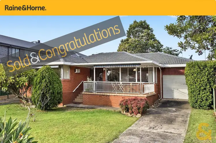 7 FLINDERS AVENUE, Baulkham Hills NSW 2153