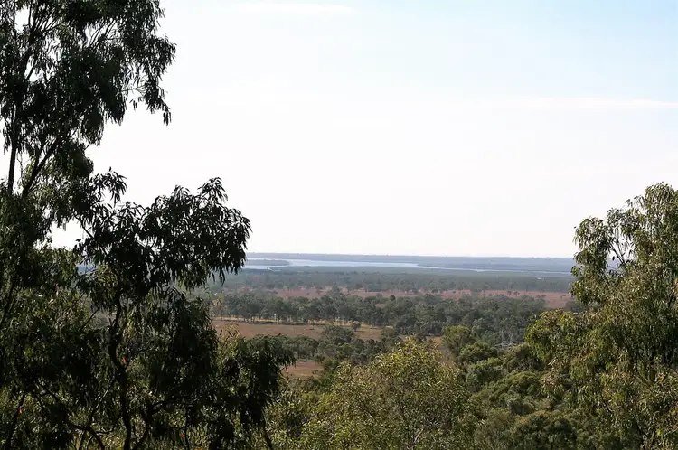 . Thwaites Road, Iveragh QLD 4680