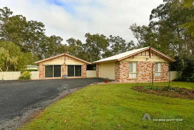 27 Eacham Court, Munruben QLD 4125