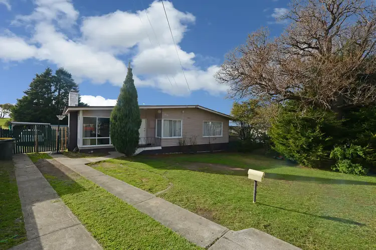 17 Dempster Street, Claremont TAS 7011