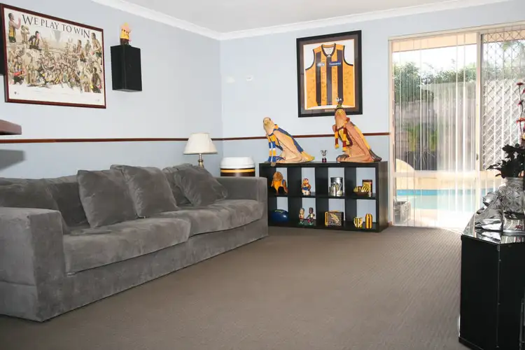 Sixth view of Homely house listing, 5 Oberon Court, Waikiki WA 6169