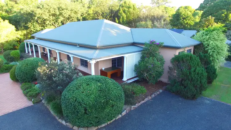 130 Gold Creek Road, Brookfield QLD 4069