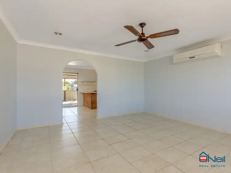 Seventh view of Homely house listing, 10 Redtingle Road, Camillo WA 6111