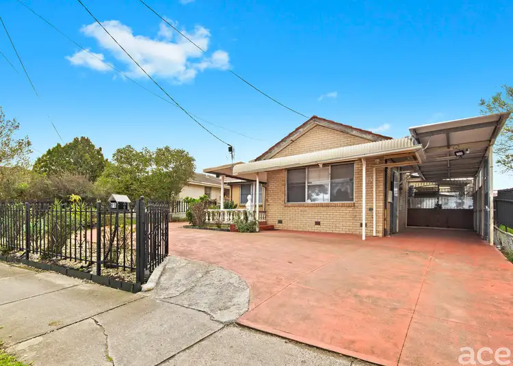 25 Chirnside Crescent, Laverton VIC 3028