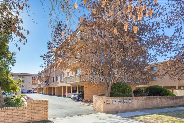 Main view of Homely unit listing, 2/2 Booth Street, Queanbeyan East NSW 2620