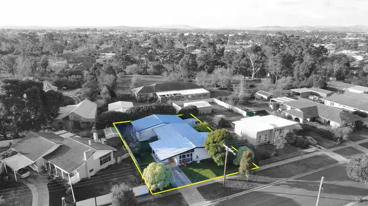 37 Churchill Avenue, Ararat VIC 3377
