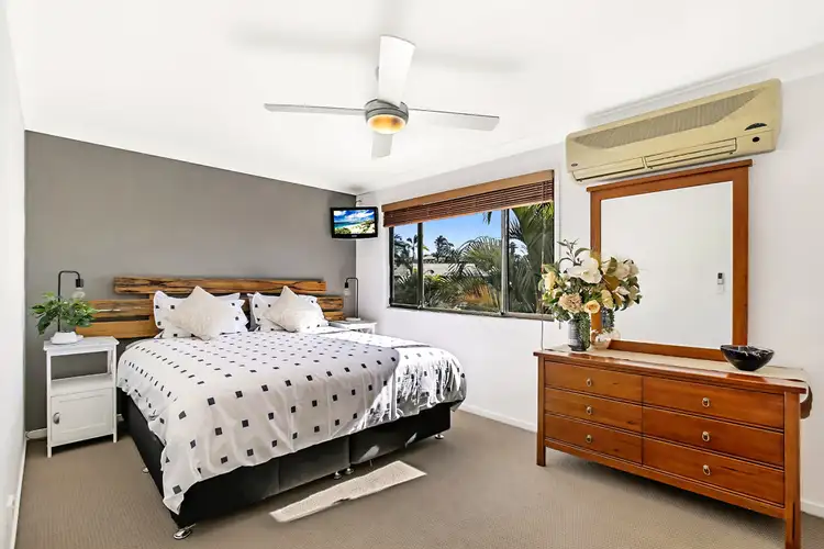 12/111 Little Usher Avenue, Labrador QLD 4215