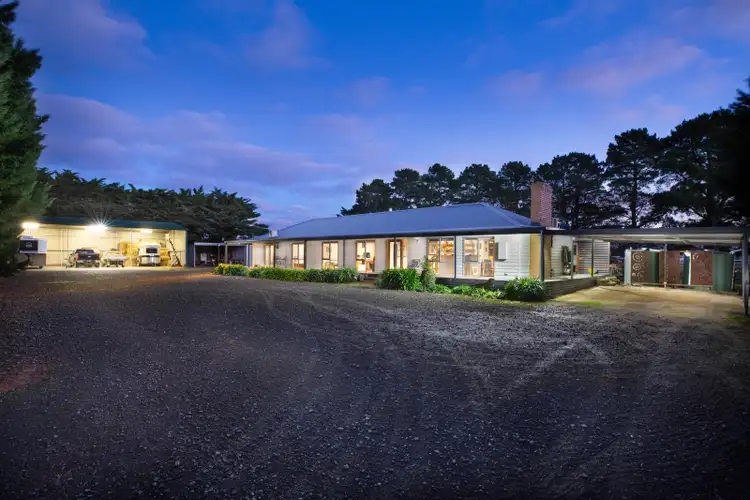 25 Palmer Road, Sunbury VIC 3429