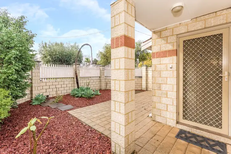 Sixth view of Homely villa listing, 1/15 Deering Street, Westminster WA 6061