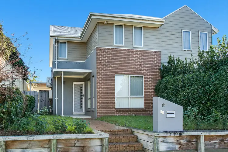 18 St Simon Close, Blair Athol NSW 2560