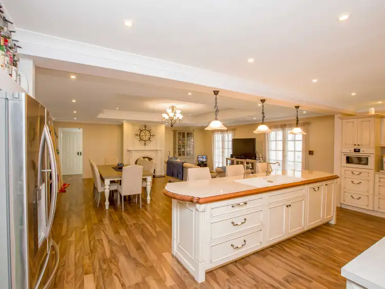 Fifth view of Homely house listing, 6 CREWS COURT, Withers WA 6230
