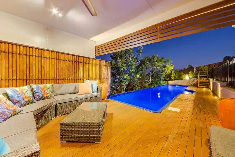 6 Scholes Way, Kirkwood QLD 4680