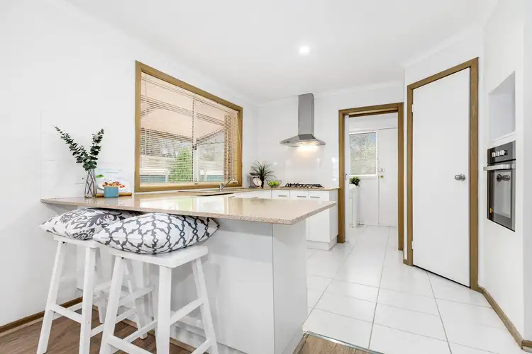 10 Cleveland Drive, Hoppers Crossing VIC 3029