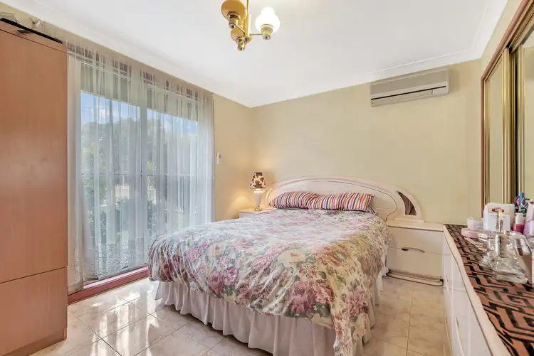 Fifth view of Homely house listing, 33 Aberdeen Street, Bossley Park NSW 2176