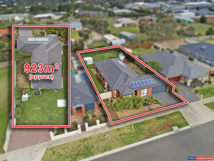 155 Dalray Crescent, Kurunjang VIC 3337