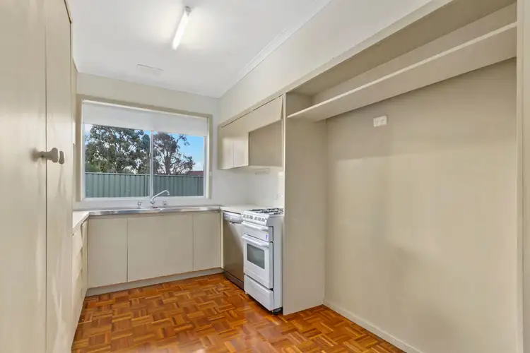 Fifth view of Homely house listing, 22 Canopus Court, Sale VIC 3850