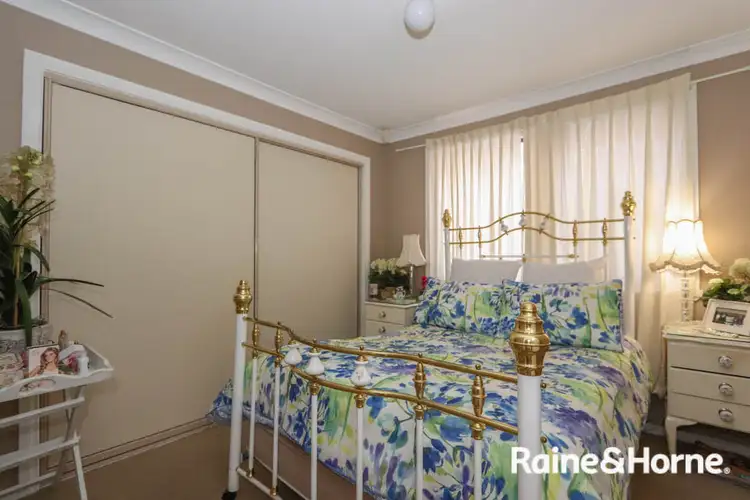 Fifth view of Homely unit listing, 2/16 Murdoch Place, Kelso NSW 2795